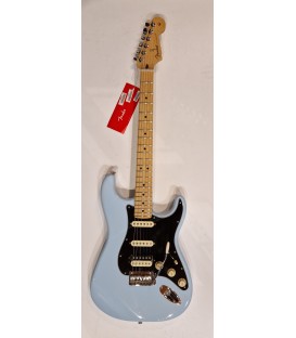 FENDER PLAYER STRATOCASTER LIMITED ED HSS MN SONIC BLUE